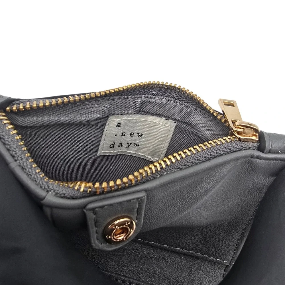 A New Day Womens Gray Textured Faux Leather Zip‎ Around Wallet Card Holder